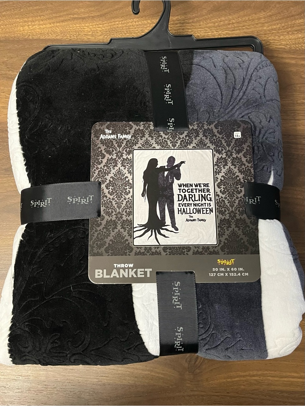 Addams Family Morticia And Gomez Plush Throw Blanket 10084